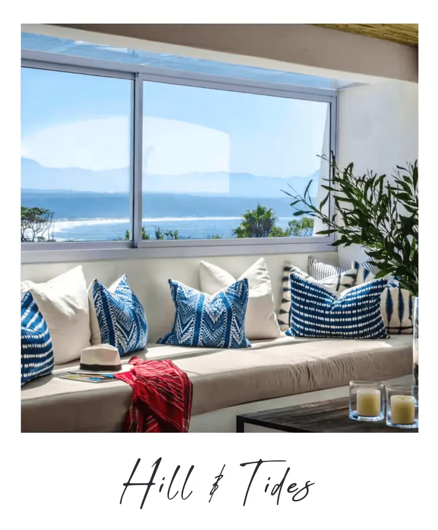 Cottage outdoor scene