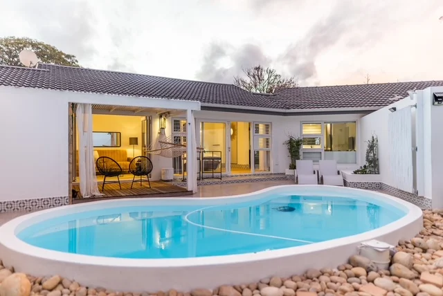 La Med - Alternate View