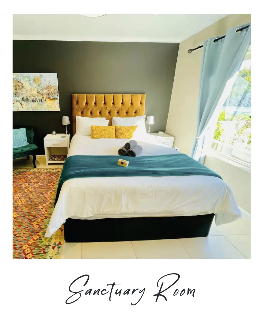 Cottage outdoor scene